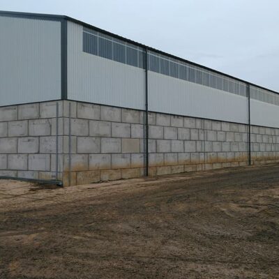 Hala krmiv a steliv Praha – Svrkyně