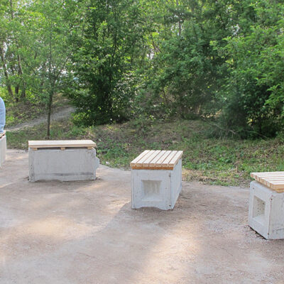 Podstavce na lavičky – Praha – Černý Most