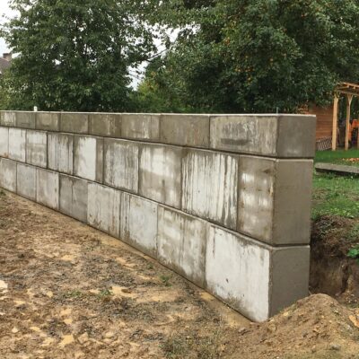 Opěrná stěna u RD – Vendolí