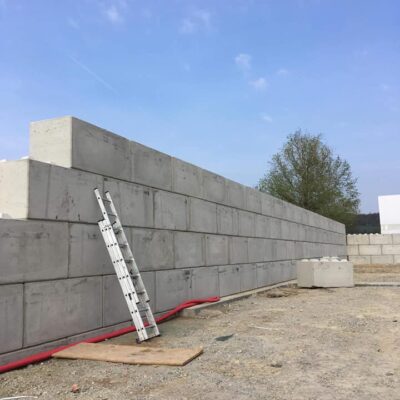 Opěrná stěna – Zbýšov