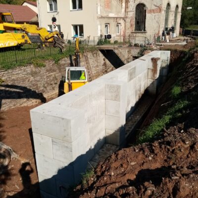 Nové Město n/M – břeh